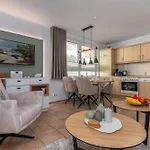 Residenz Am 4-61 아파트 *