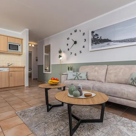 Residenz Am 4-61 Apartment