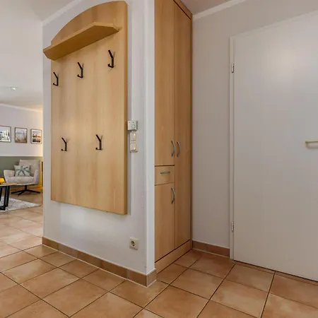 Residenz Am 4-61 *
